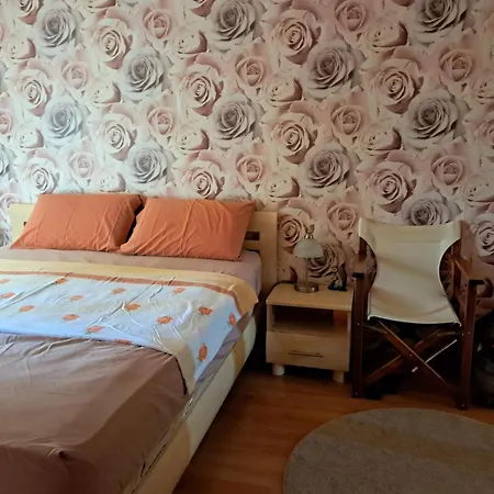 Small Sea Sunrise شقة