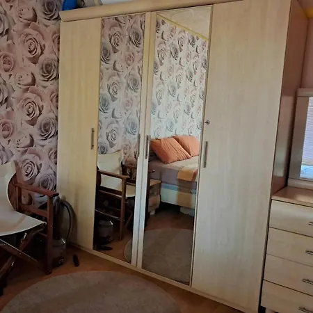 Small Sea Sunrise شقة سفيتي فلاس